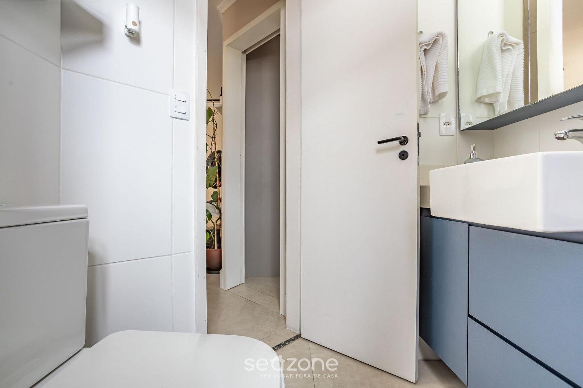 Apartamento Conforto E Praticidade Em Moema/sp Npz093 *